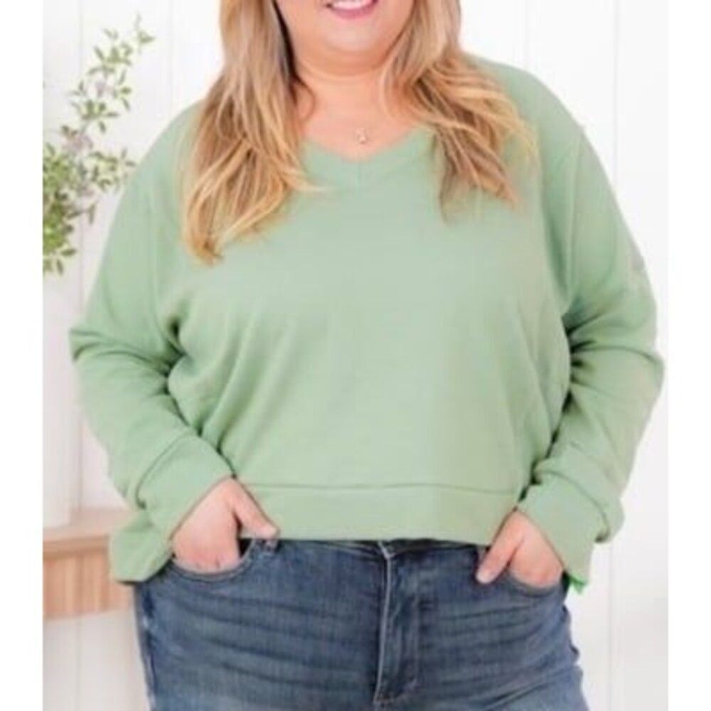 2xl top vneck top WITH POCKETS long sleeve top SAGE green shirt 2x relaxed top